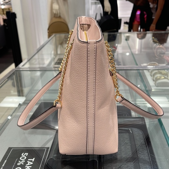MICHAEL KORS Jet Set Medium Front Zip Pebbled Leather Chain Tote 
Powder Blush - Picture 6 of 16